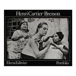 361 Henri Cartier-BressonElecta Editrice, Milán, 1979.40,5 x 30 cm. Portfolio compuesto por 12 fotog