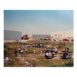 1068 Xavier Ribas (1960)Serie domingos, 1994-1997.Copia Color, imagen 46 x 56 cm, imagen 60 x 70 cm,