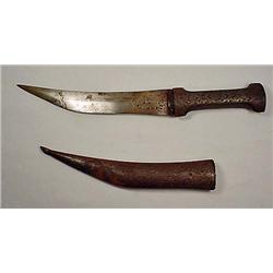 VINTAGE PERSIAN MIDDLE EASTERN KNIFE W/ SCABBORD -