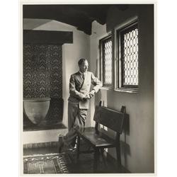 Leslie Howard gallery portrait by Scotty Welbourne