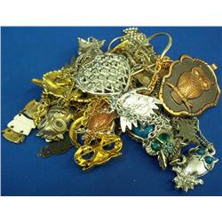 Lot-Small Bag of Costume Jewelry