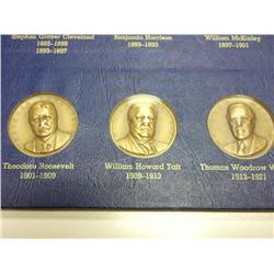 6 PRESIDENTIAL ART MEDALS IN WHITMAN ALBUM