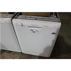 ARISTON WHITE DISHWASHER WITH STAINLESS STEEL