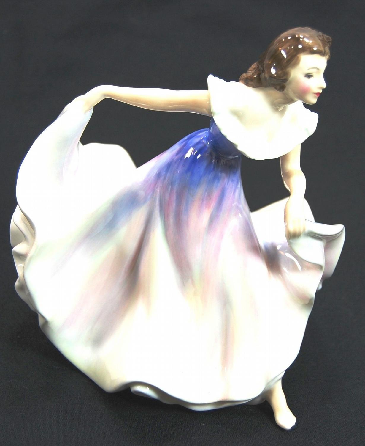 Royal Doulton "A Gypsy Dance" 2230, 1958