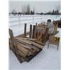 Image 1 : 3 palets of assorted pallet lumber