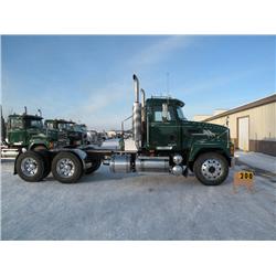 2001 Mack CH613 VIN# 1M1AA18Y01W134149