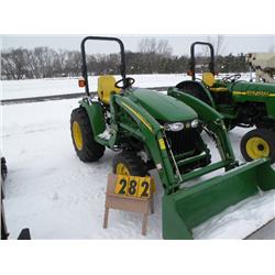 JD 3320 w/loader SN# LV3320H332604