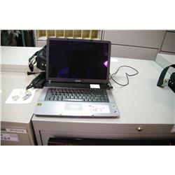 SONY VIAO NOTEBOOK COMPUTER WITH CASE