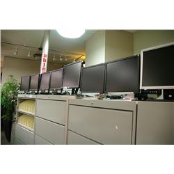 LOT OF 13 FLAT PANEL MONITORS