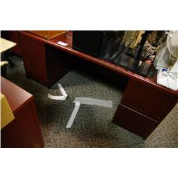 MAHOGANY DOUBLE PEDESTAL EXECUTIVE DESK
