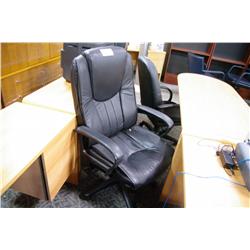 BLACK LEATHER HIGHBACK EXECUTIVE CHAIR