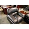 Image 3 : BLACK LEATHER 3 PC. SOFA SET
