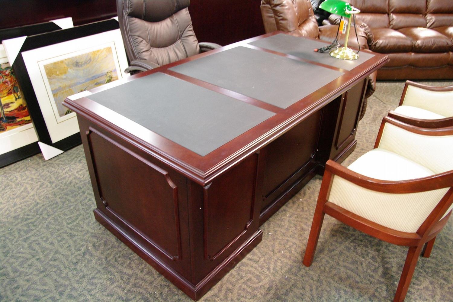 BLACK LEATHER INLAY TRADITIONAL EXECUTIVE DESK - Able Auctions