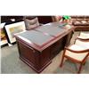 Image 2 : BLACK LEATHER INLAY TRADITIONAL EXECUTIVE DESK