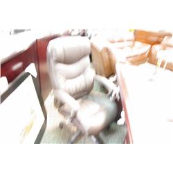 BROWN LEATHER HIBACK EXECUTIVE CHAIR