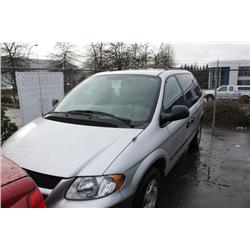 2002 SILVER DODGE CARAVAN SE PASSENGER VAN