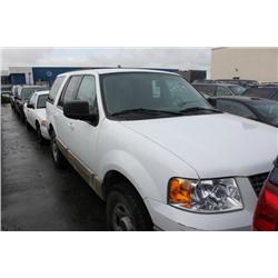 2003 WHITE FORD EXPEDITION XLT 4DR SUV