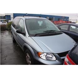 2003 BLUE DODGE CARAVAN PASSENGER VAN