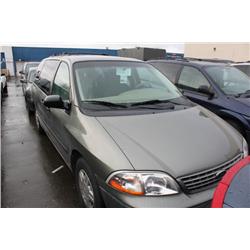 2001 GREEN FORD WINDSTAR LX PASSENGER VAN