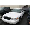 Image 1 : 2006 WHITE FORD CROWN VICTORIA POLICE SERIES 4DR