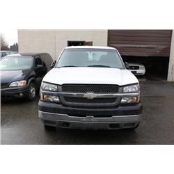 2003 WHITE CHEVROLET SILVERADO PICKUP