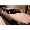 Image 1 : 2005 WHITE FORD CROWN VICTORIA POLICE SERIES 4DR