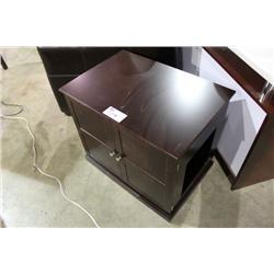 MAHOGANY KITTY LITTER CABINET