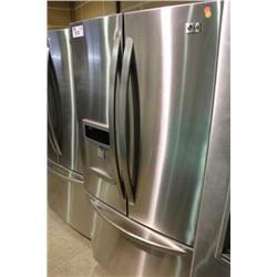 LG STAINLESS STEEL REFRIGERATOR WITH WATER