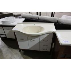 WHITE FRONT 2 DOOR 3 DRAWER CHERRY & IVORY