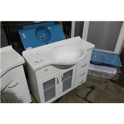 BITO 3 DRAWER 2 DOOR WHITE ON WHITE BATHROOM