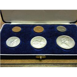 1968 NEW ZEALAND MINT SET IN HARD BLUE CASE