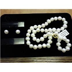 FRESH WATER PEARLS 18" NECKLACE & EARRINGS SET