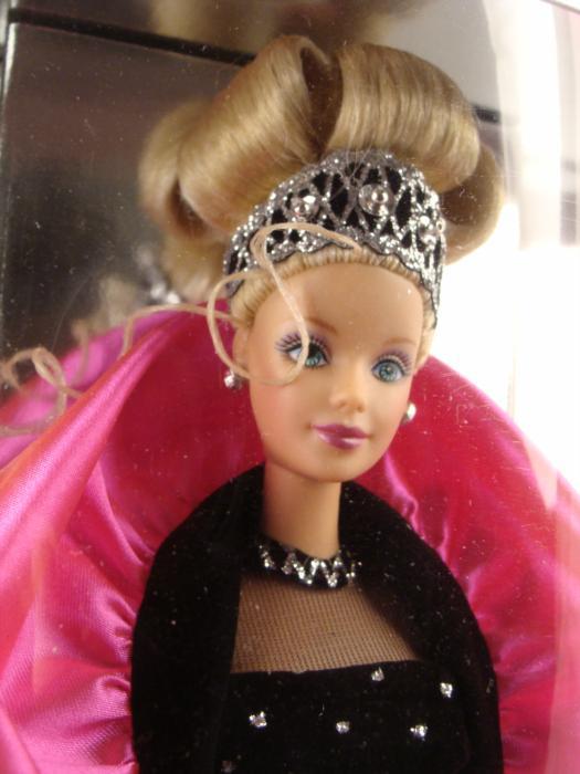 1998 barbie holiday doll