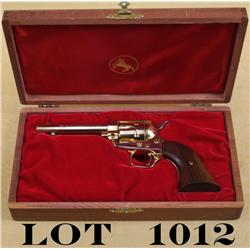 Presentation lined wood cased Fort Findlay  Sesquicentennial Model Frontier Scout Colt  SAA revolver