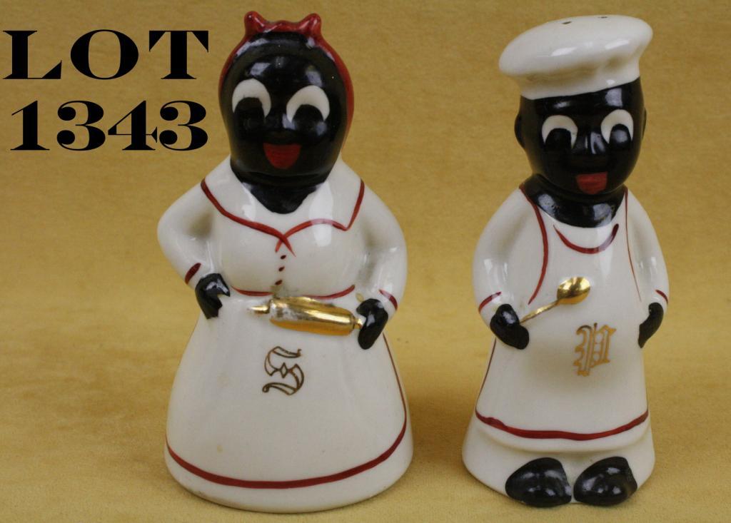 Collectible circa 1940s to 1960s hand painted salt and pepper shakers