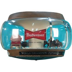 Plastic Light-Up Round Budweiser Beer Sign,