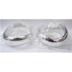 2 Metallic Bracelets