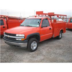 2001 CHEVROLET C-2500