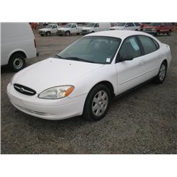2002 FORD TAURUS XL