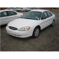 2002 FORD TAURUS XL
