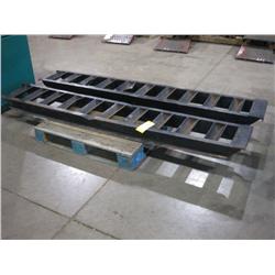 9' HEAVY DUTY RAMPS;