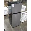 Image 1 : REFRIGERATOR FREEZER;