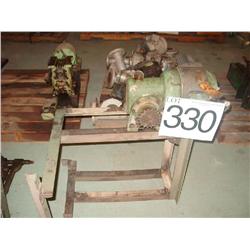 PUMP W/GEAR DRIVE & STAND