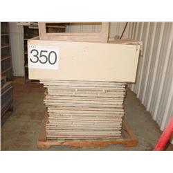 SHELVES (2X) PALLETS