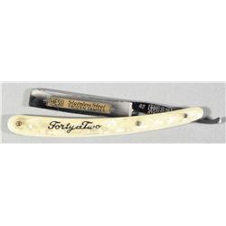 Hess "44" Straight Razor