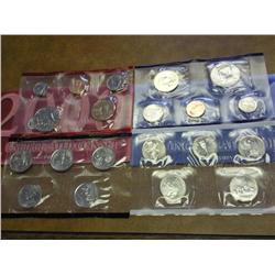 2000 US MINT SET (UNC) P/D