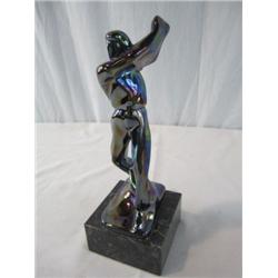 A44-40 ZSOLNAY TYPE FIGURINE OF A GOLFER