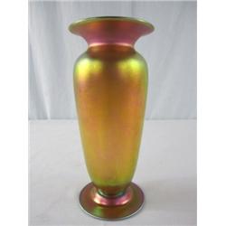 A44-17 SIGNED STEUBEN AURENE VASE
