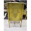 Image 1 : A1-2 GOLD CABINET