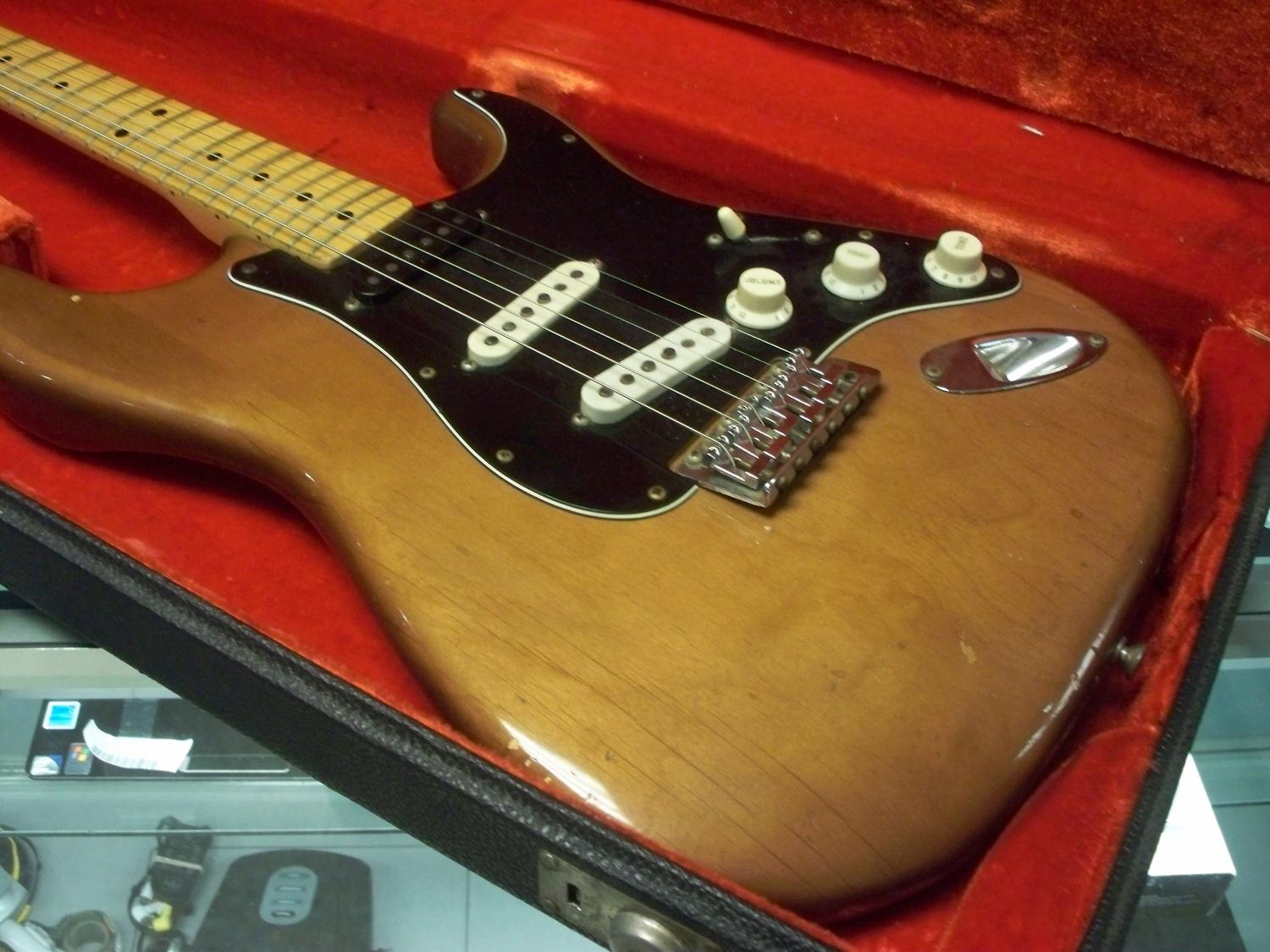 Vintage 1976 Fender Stratocaster Electric Guitar, all original